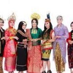 10 Pengertian Seni Budaya Indonesia, Ciri Budaya, Fungsi Budaya